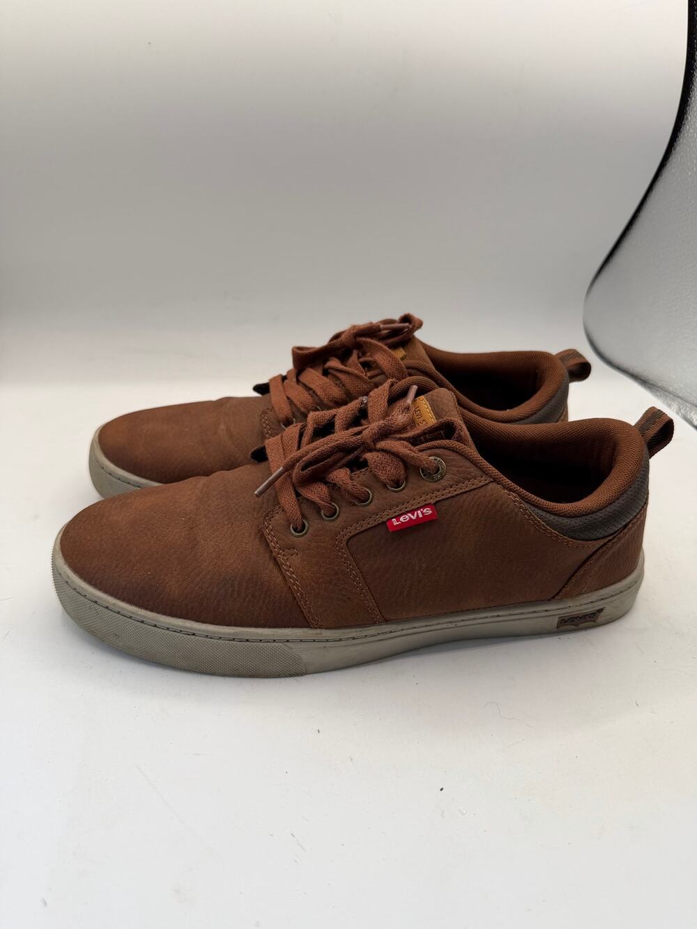 Levi's Brown Low Top Casual Sneakers/ Shoes - Men's Size 9.5 - Comfort Insole